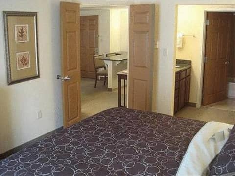 Staybridge Suites Indianapolis Downtown-Convention Center by IHG — photo 2