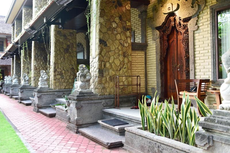 Satriya Cottages — building