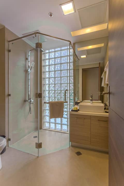 Valero Grand Suites by Swiss-Belhotel — photo 2