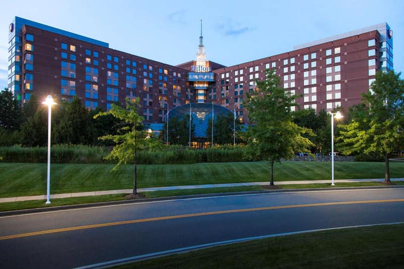 Hilton Boston Logan Airport — building