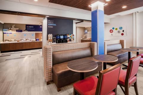 Holiday Inn Express - Jacksonville South Bartram Prk by IHG — photo 6