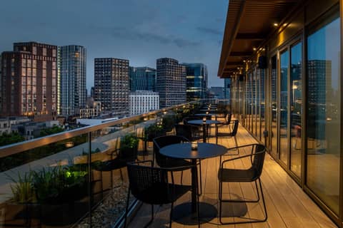 Hyatt Place London City East — balcony