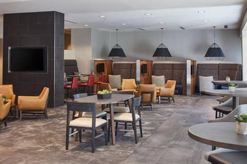 Courtyard by Marriott Minneapolis West — photo 9