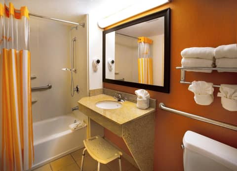 La Quinta Inn by Wyndham Orlando International Drive North — photo 9