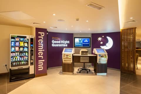 Premier Inn London Hendon - The Hyde — photo 2