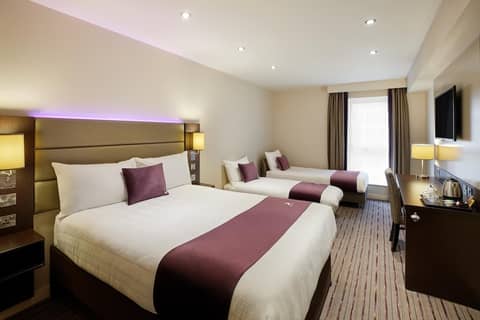 Premier Inn London Hendon - The Hyde — photo 8