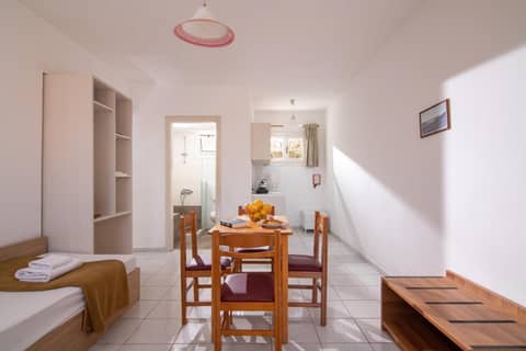 Golden Valentin Apartments — kitchen