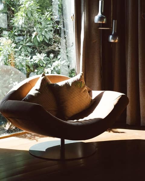 Chez Georges — lounge