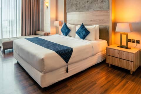 Azana Suites Hotel Antasari — hotel room