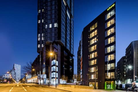 nhow London — building
