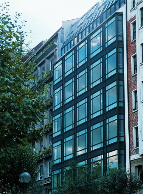 Hotel Miró — building