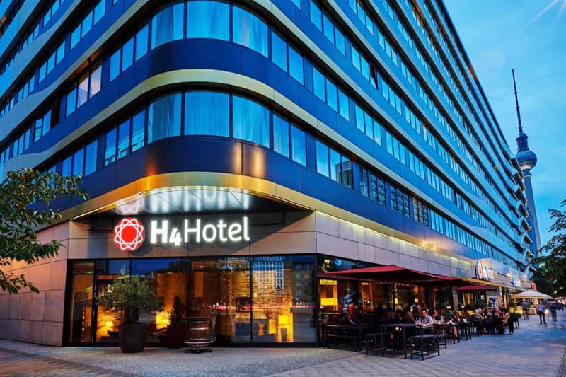 H4 Hotel Berlin Alexanderplatz — photo 1