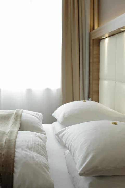 H4 Hotel Berlin Alexanderplatz — photo 4