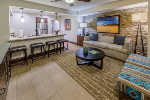 Holiday Inn Club Vacations Scottsdale Resort — hotel room