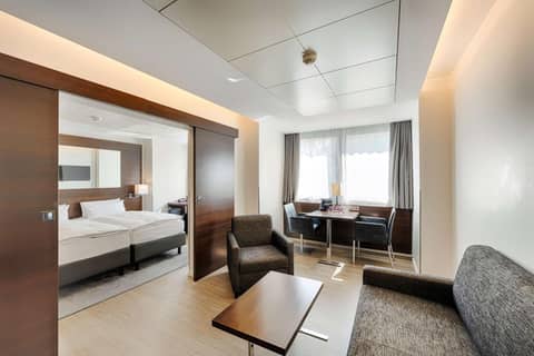 Park Inn by Radisson Berlin Alexanderplatz — photo 3