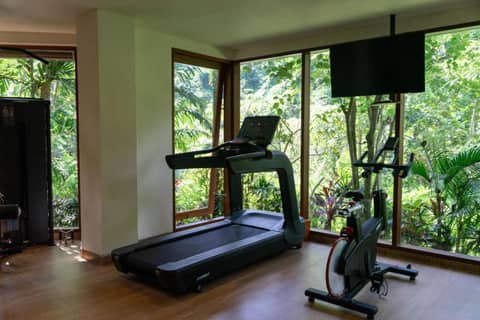 Adiwana Unagi Suites — activities & amenities
