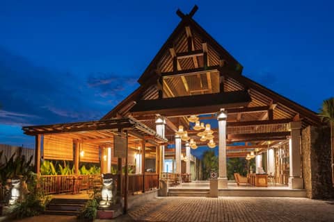Adiwana Unagi Suites — dining