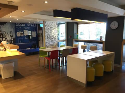 ibis Budget - Enfield — photo 9