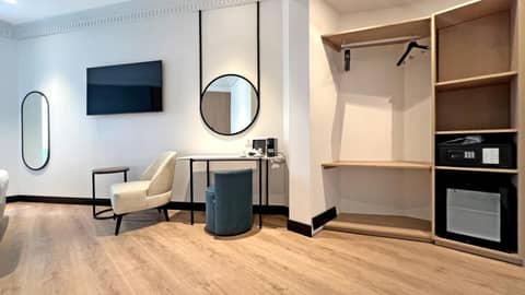 Soho Boutique Turia — photo 8