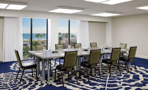 Bahia Mar Fort Lauderdale Beach - DoubleTree by Hilton — photo 3