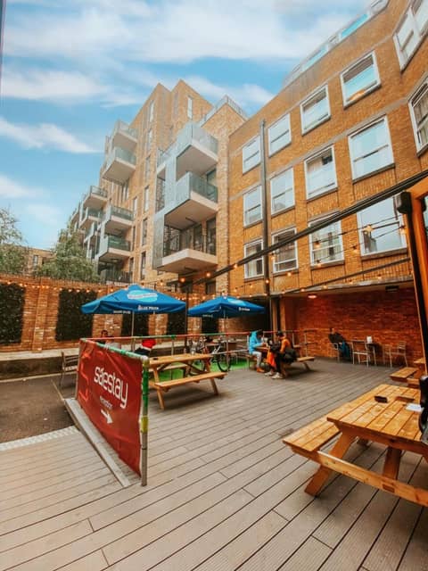 Safestay London Elephant & Castle — outdoor bbq area