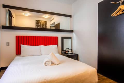 Essence Hotel Carlton — photo 2