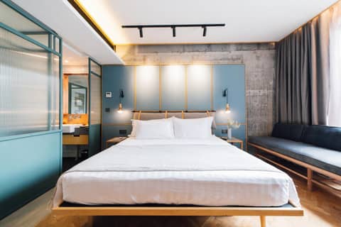 KLoe Hotel — photo 2