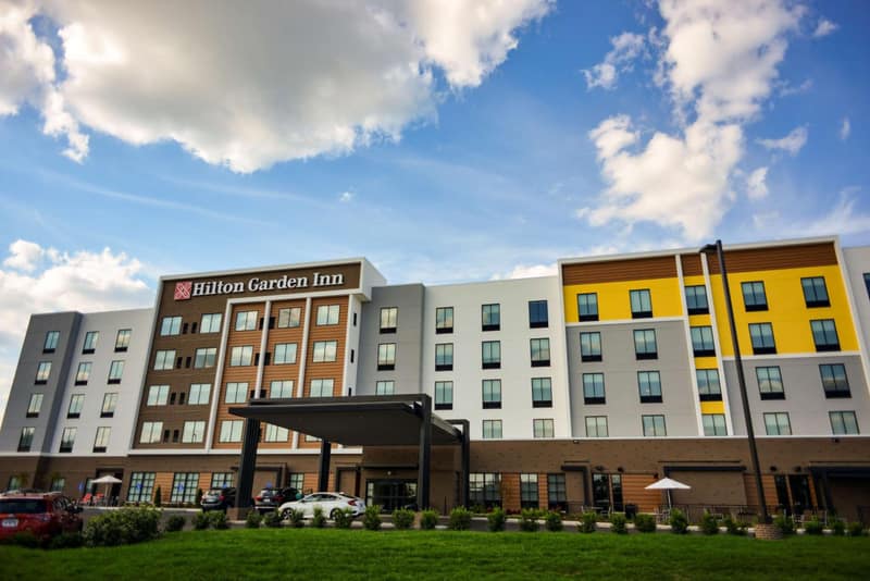 Hilton Garden Inn Louisville Mall Of St. Matthews — building