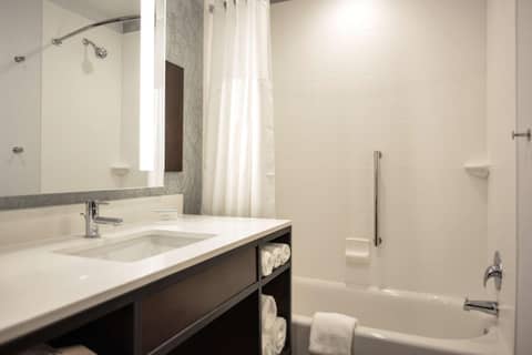 Hilton Garden Inn Louisville Mall Of St. Matthews — photo 5