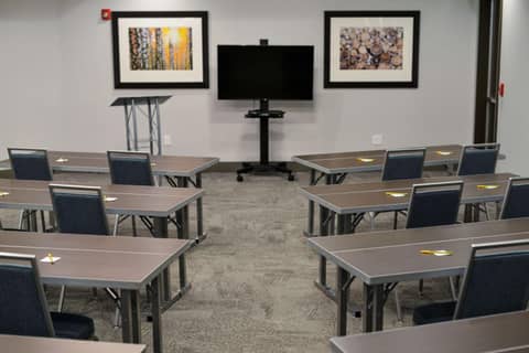 Hilton Garden Inn Louisville Mall Of St. Matthews — photo 8