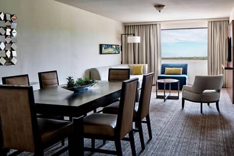 San Antonio Marriott Northwest Medical Center — hotel room