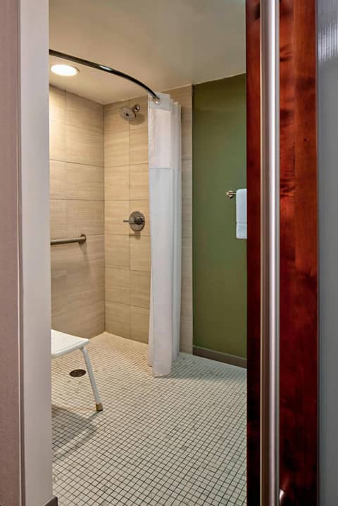 San Antonio Marriott Northwest Medical Center — bathroom