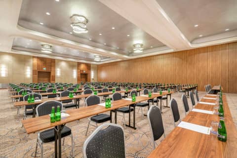 DoubleTree by Hilton Krakow Hotel & Convention Center — photo 2