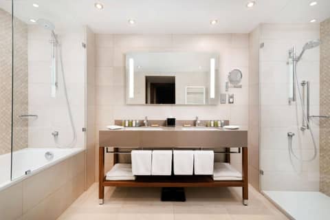 DoubleTree by Hilton Krakow Hotel & Convention Center — photo 7