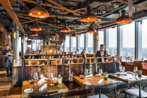 Novotel London Canary Wharf — restaurant