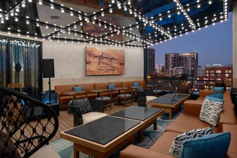 Hotel Fraye Nashville, Curio Collection By Hilton — photo 8