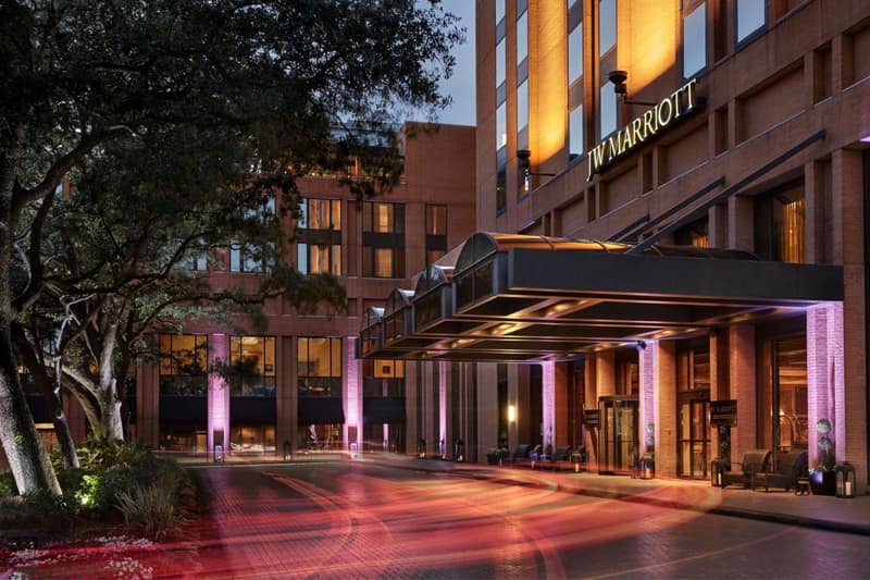 JW Marriott Houston by the Galleria — building