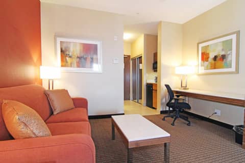 Holiday Inn Express and Suites Calgary University by IHG — photo 2