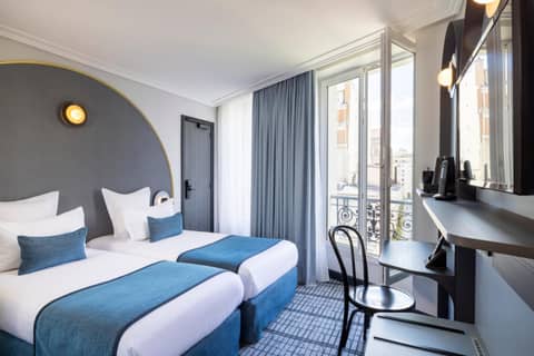 Hôtel de France Gare de Lyon Bastille — hotel room