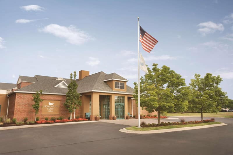 Homewood Suites by Hilton Detroit-Troy — building