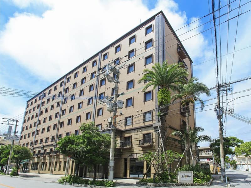Sol Vita Hotel Naha — building