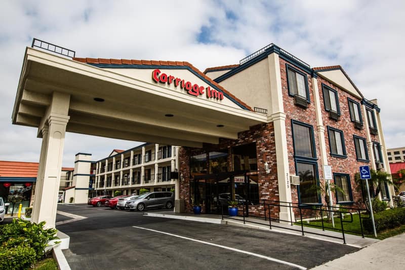 Anaheim Carriage Inn — building
