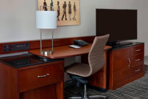 Marriott Downtown at CF Toronto Eaton Centre — photo 6