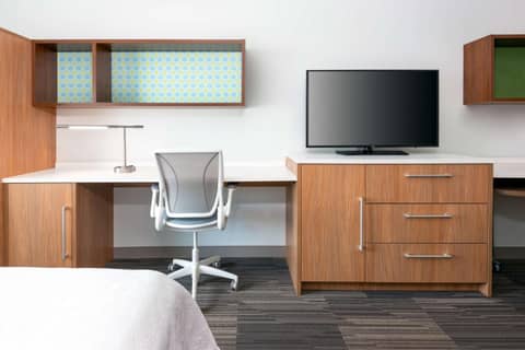 Home2 Suites By Hilton Tampa Downtown Channel District — photo 4