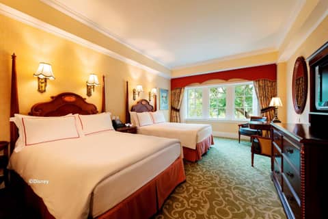 Hong Kong Disneyland Hotel — photo 4