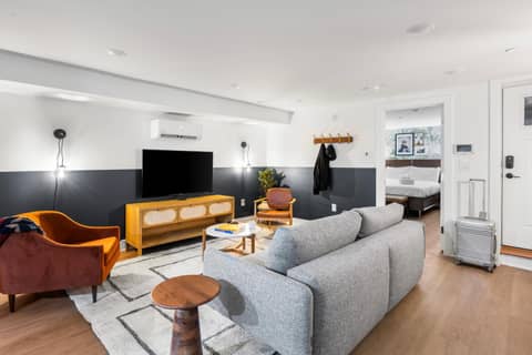 Sosuite at The Loxley - Old City — hotel room