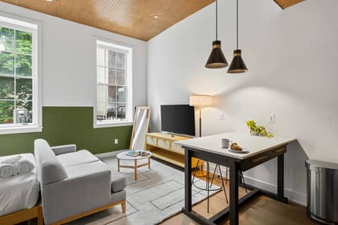 Sosuite at The Loxley - Old City — hotel room