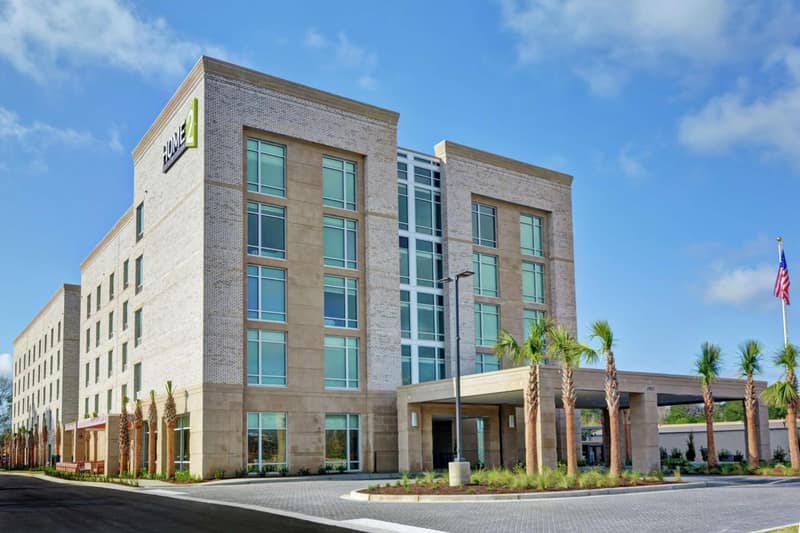 Home2 Suites Charleston West Ashley — building
