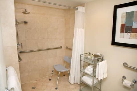 GALLERY One - A DoubleTree Suites by Hilton Hotel — photo 3