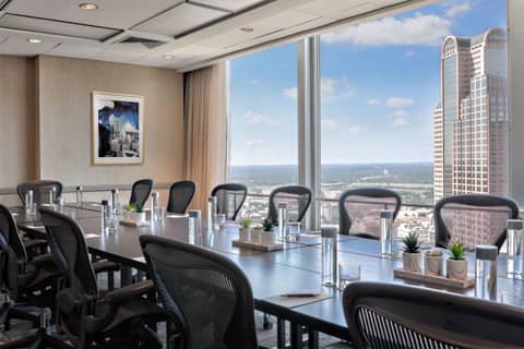 Sheraton Dallas Hotel — photo 8